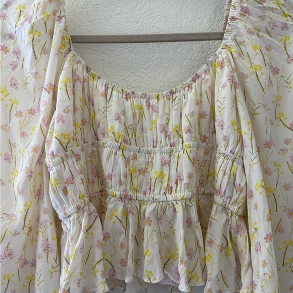 For Love & Lemons Smocked Crop Floral Puff Long Sleeve Blouse Size L - Picture 8 of 9